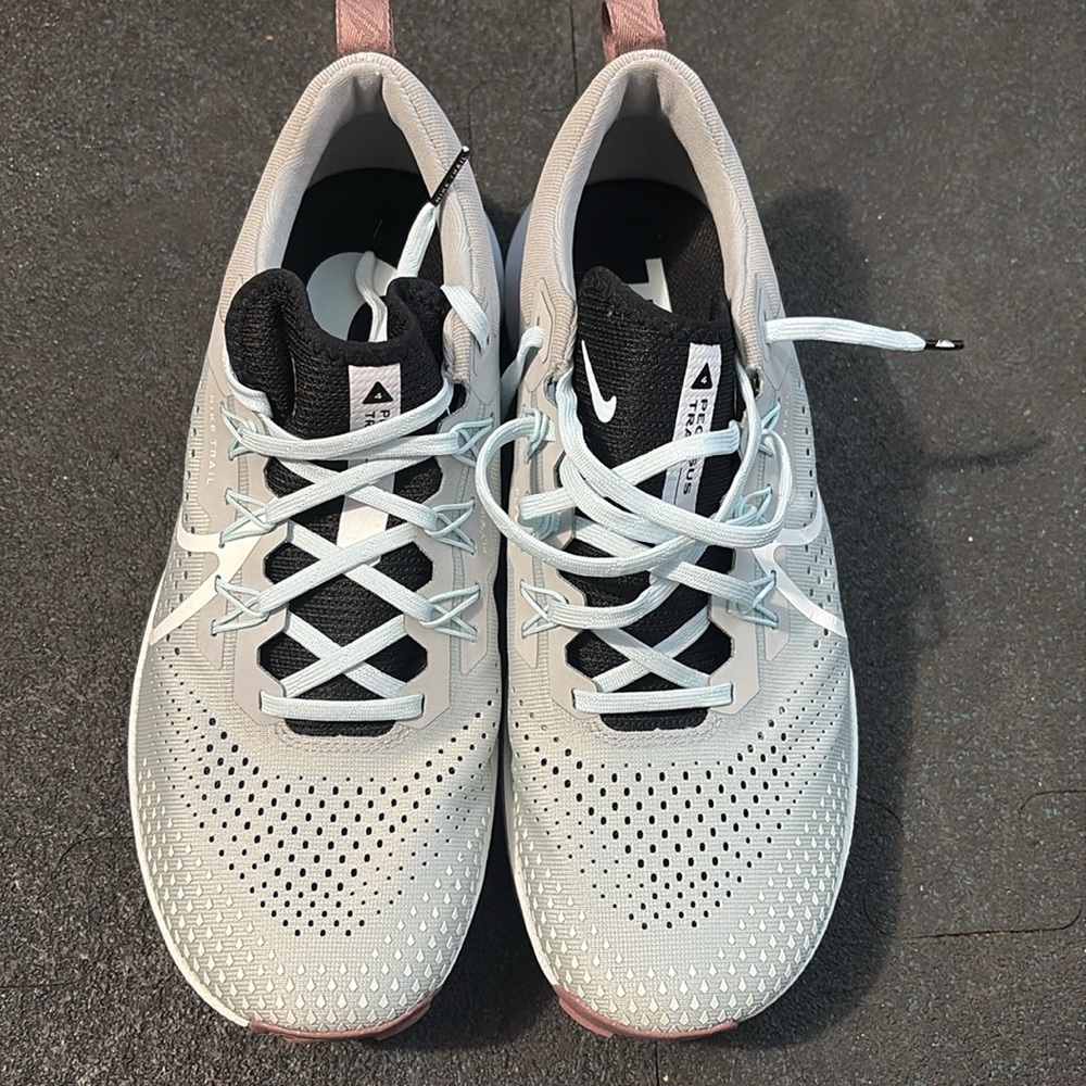 Women’s NIKE REACT PEGASUS TRAIL - 4 NEW, size 12 - without tags - box included